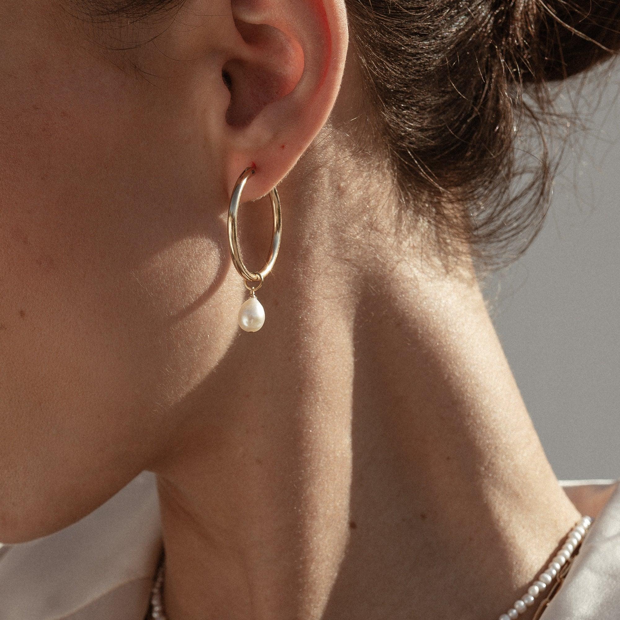 Amelie Baroque Pearl 14k Gold Hoop Earrings - ELLA PALM