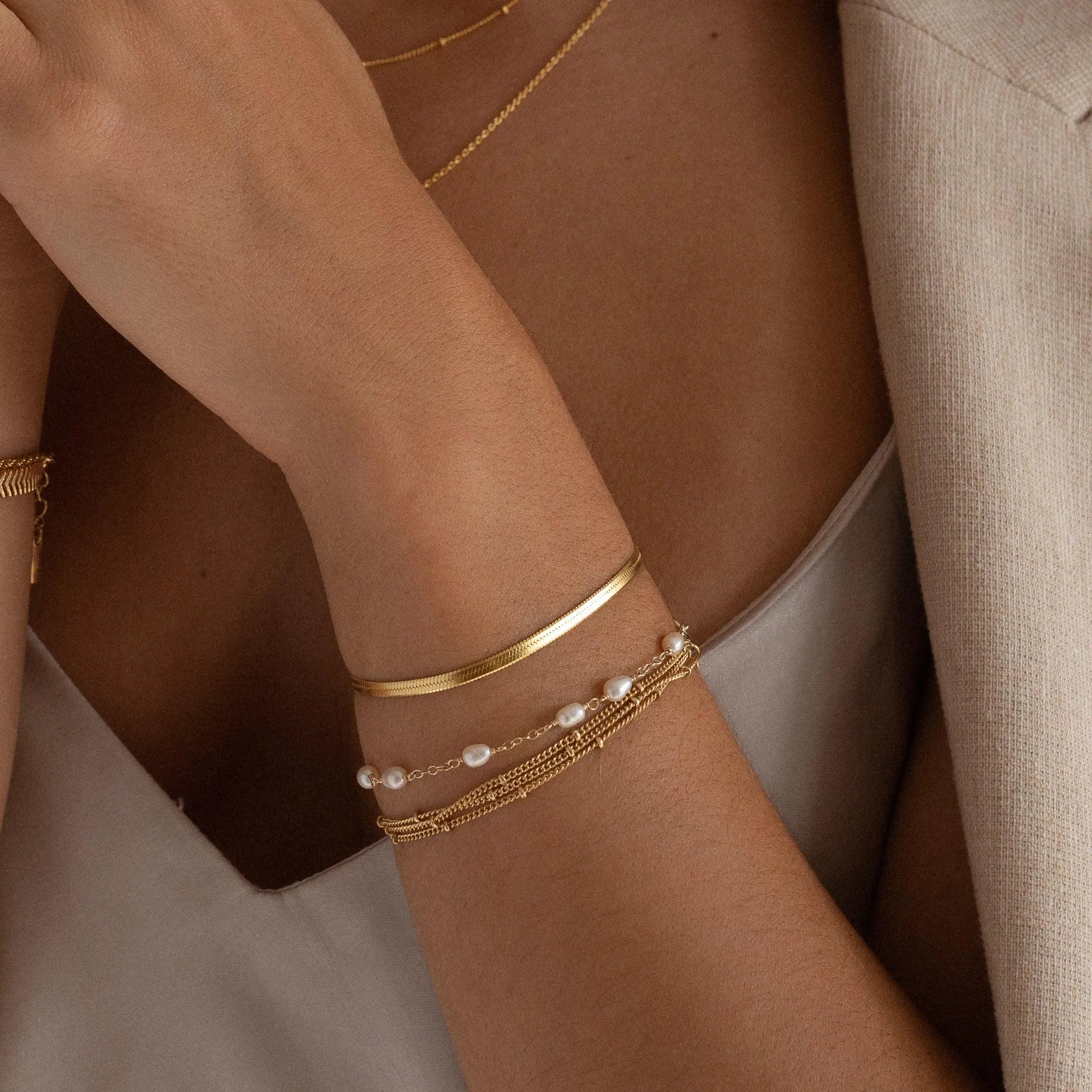 Alexandra Pearl Gold Bracelet - Luxe - ELLA PALM