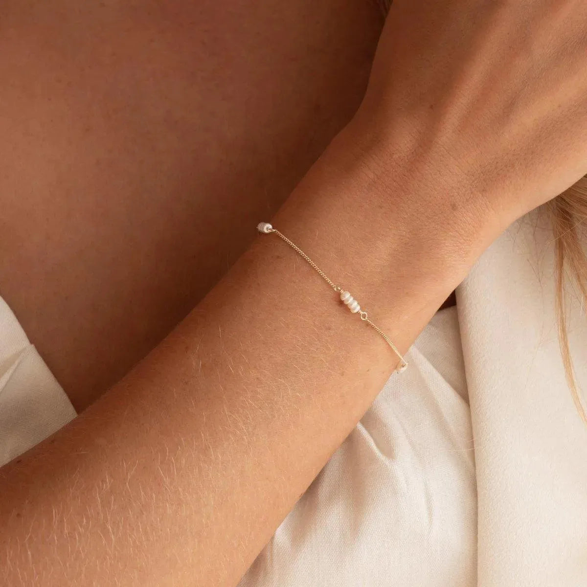 Tessa Seed Pearl Bracelet - ELLA PALM